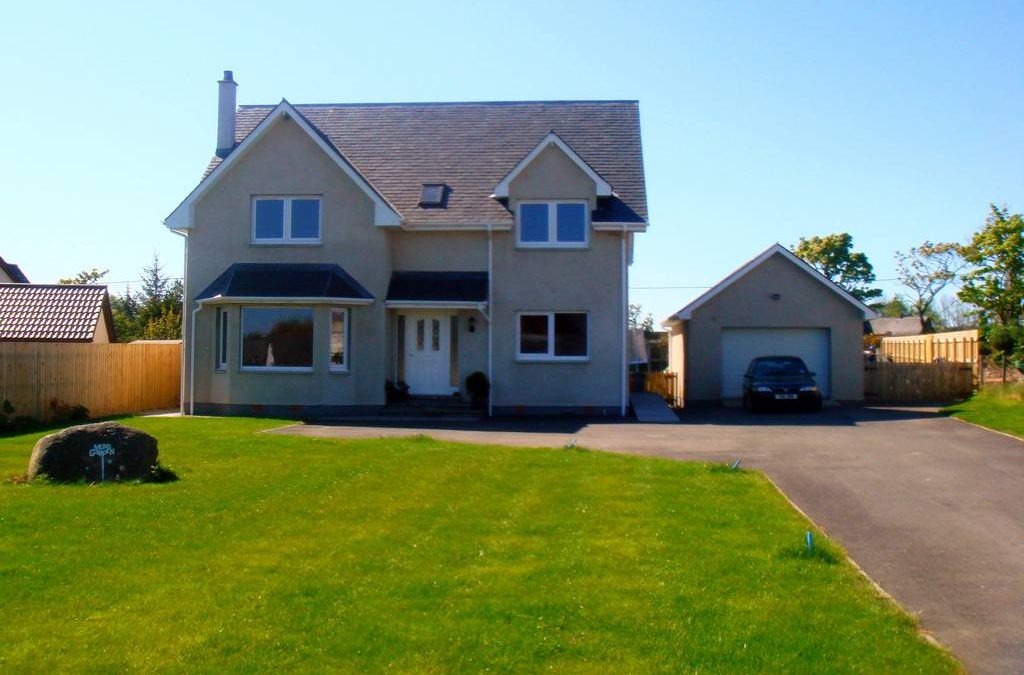 1 and 3/4 Storey New Build House, Slated Roof, Wet Dash Render